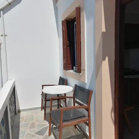 Kalliopis * Olympos (Karpathos)