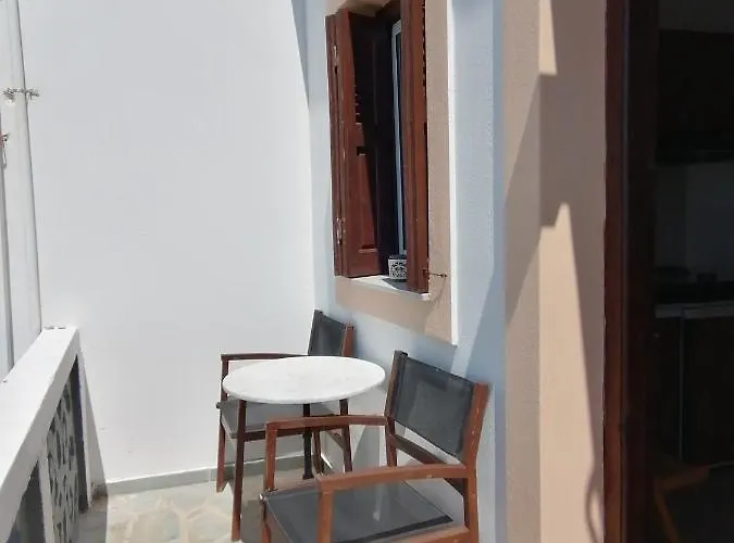 Kalliopis * Olympos (Karpathos)